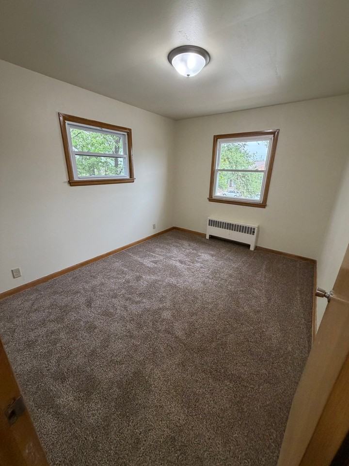 5001 W Oklahoma Ave #6 - Photo 6 of 7