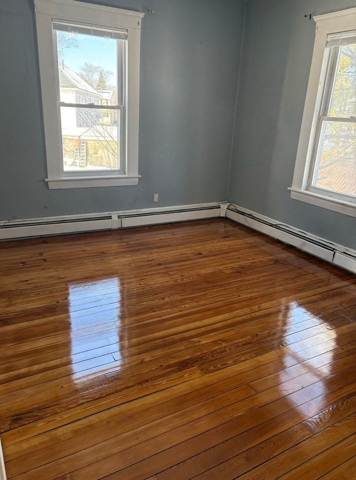 56 Eaton St #2 - Photo 4 of 9