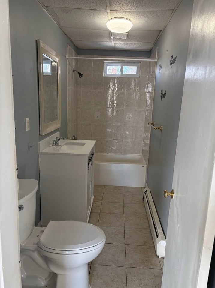 56 Eaton St #2 - Photo 7 of 9