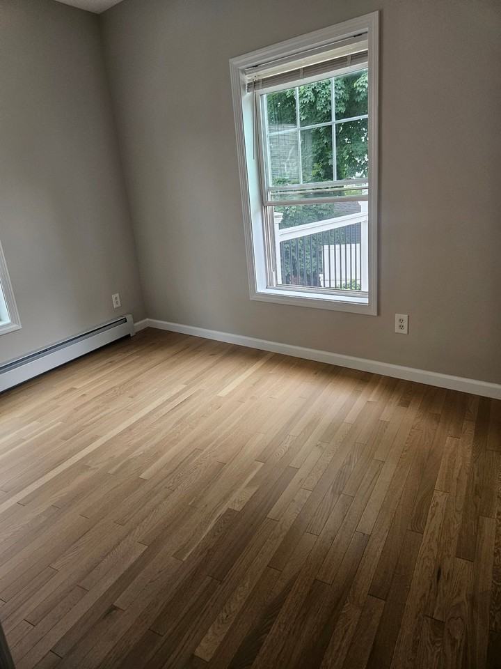 81 Main St #2ndFLUNIT - Photo 3 of 18
