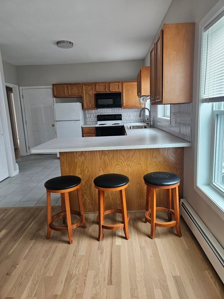 81 Main St #2ndFLUNIT - Photo 5 of 18