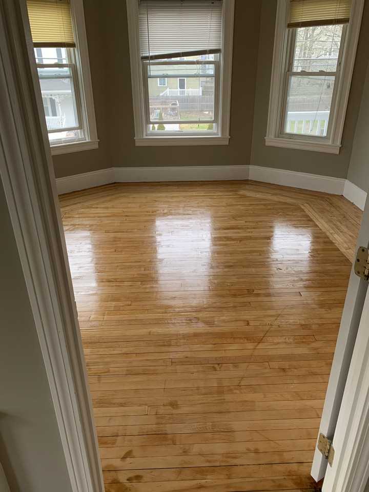 64 Gifford St #2 - Photo 4 of 4