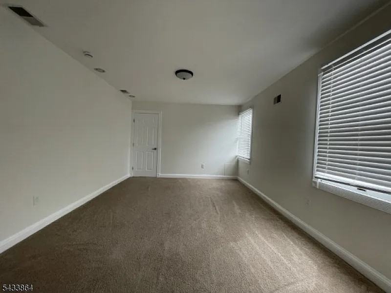 523 Columbia Ave #1 - Photo 3 of 18