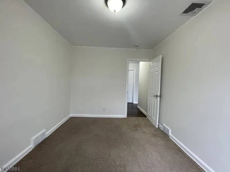 523 Columbia Ave #1 - Photo 5 of 18