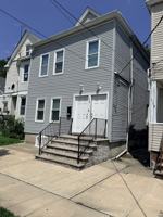 featured image of 113 Grand St #2