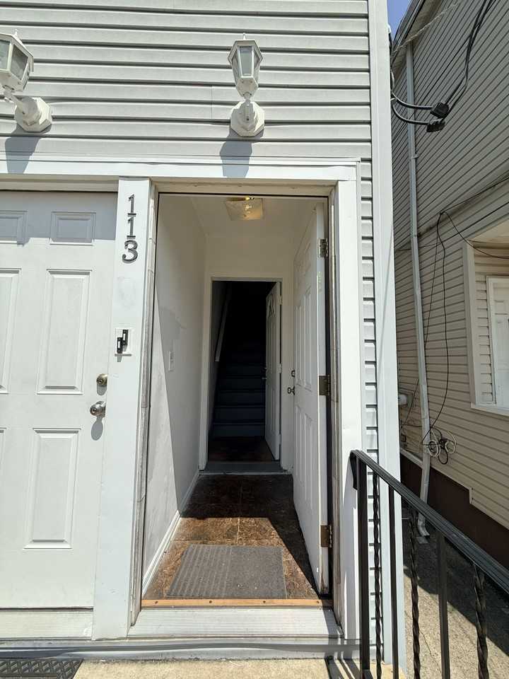 113 Grand St #2 - Photo 2 of 20