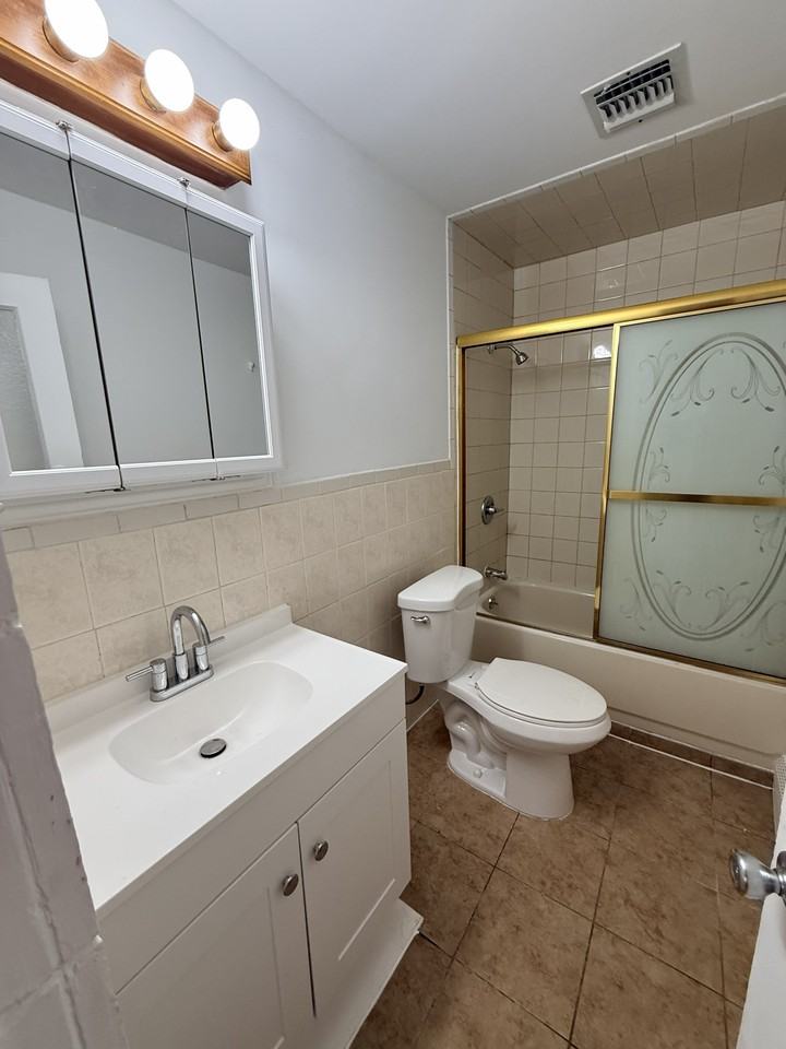 113 Grand St #2 - Photo 7 of 20