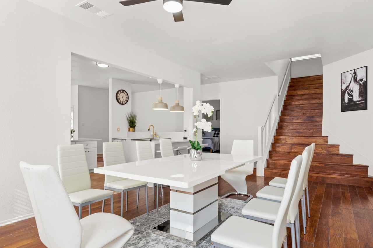 2415 Thrasher Oak #NA - Photo 5 of 5