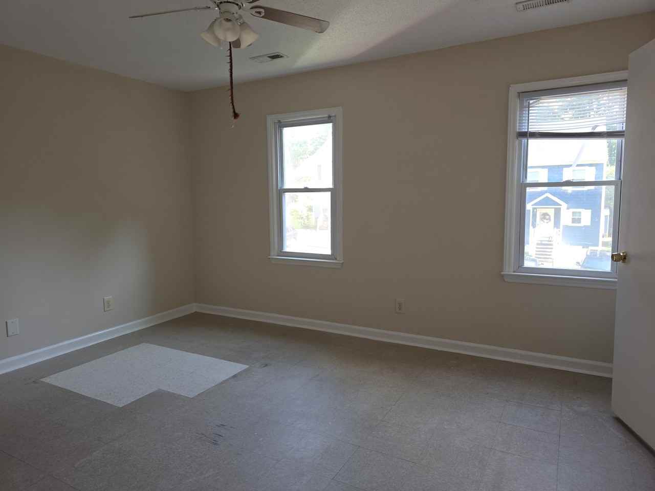 2822 Dillmark Ct - Photo 5 of 8