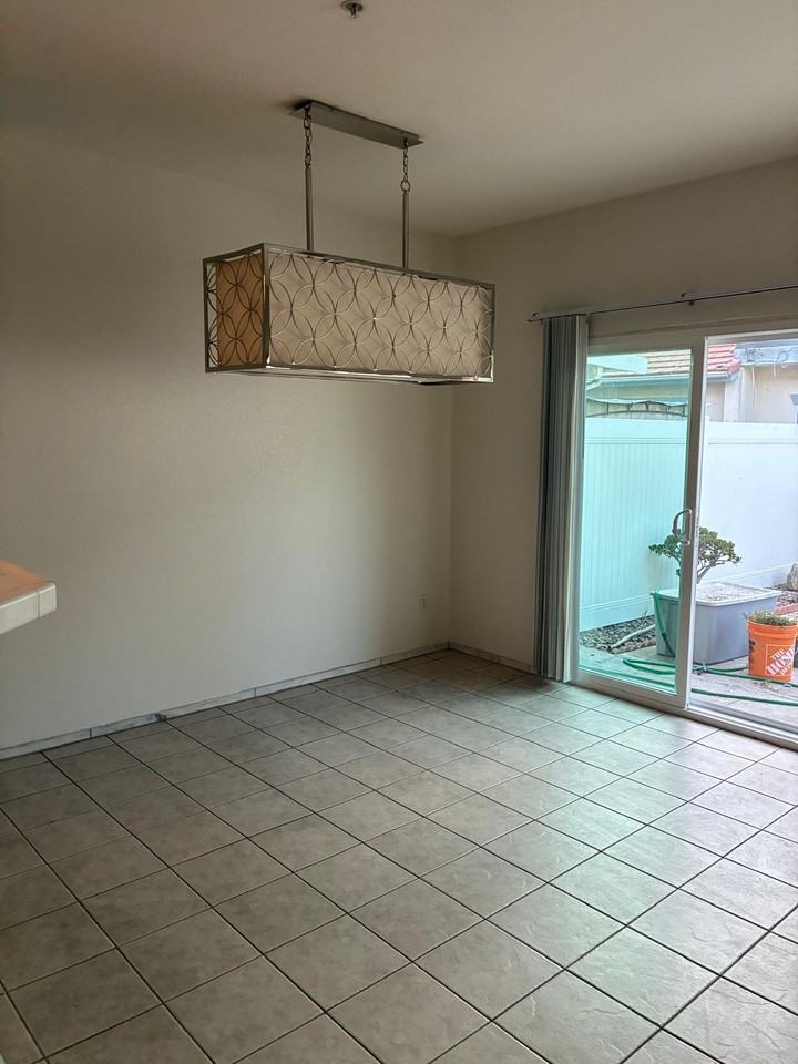 594 W Vermont Ave #594 - Photo 7 of 13
