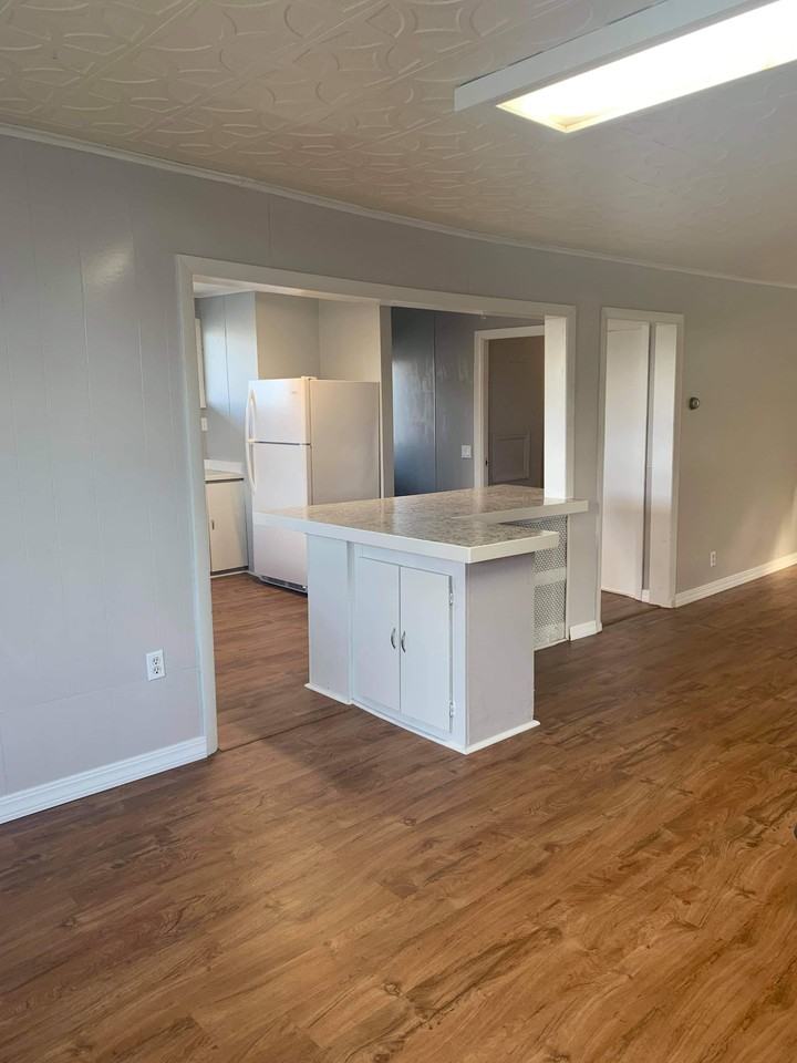 499 Main St #101 - Photo 3 of 19