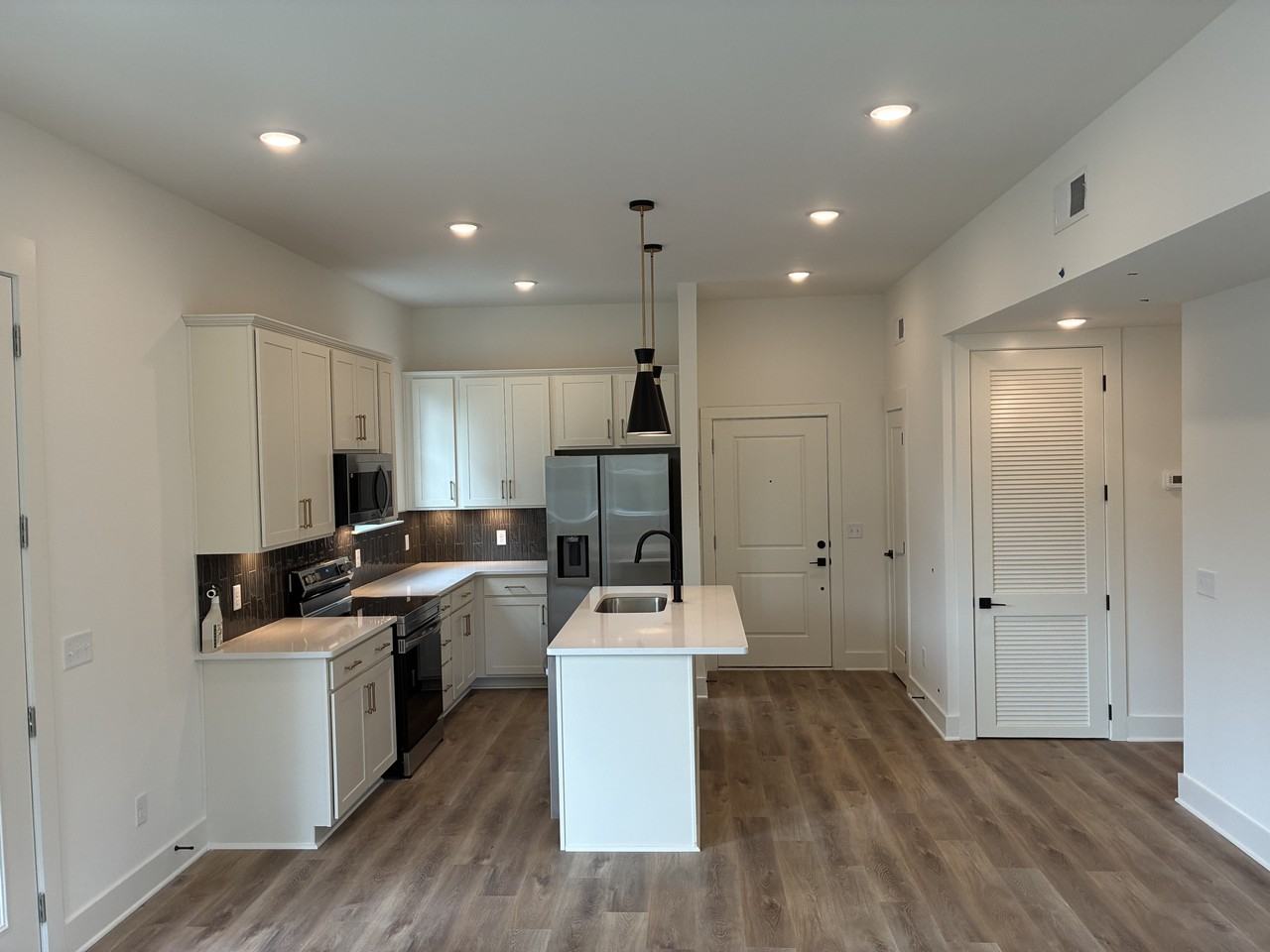 1776 S Watkins St #104 - Photo 6 of 31