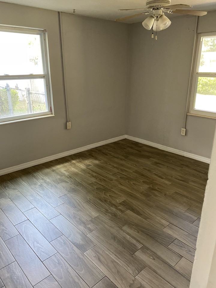 20 W Murray St #NA - Photo 3 of 6