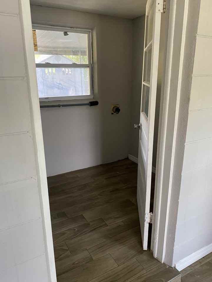 20 W Murray St #NA - Photo 4 of 6