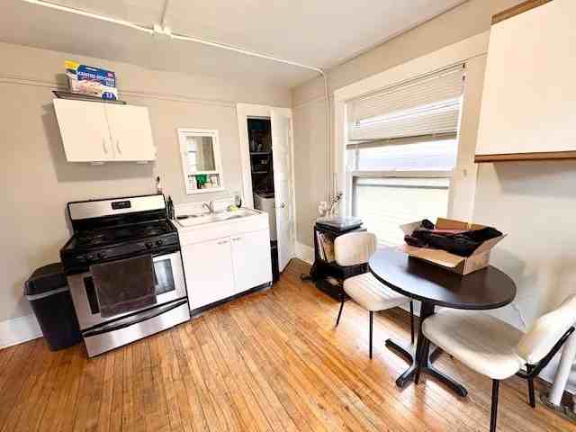 421 Washburn Pl #1 - Photo 3 of 9