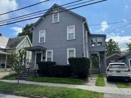 featured image of 11 Grant St #2