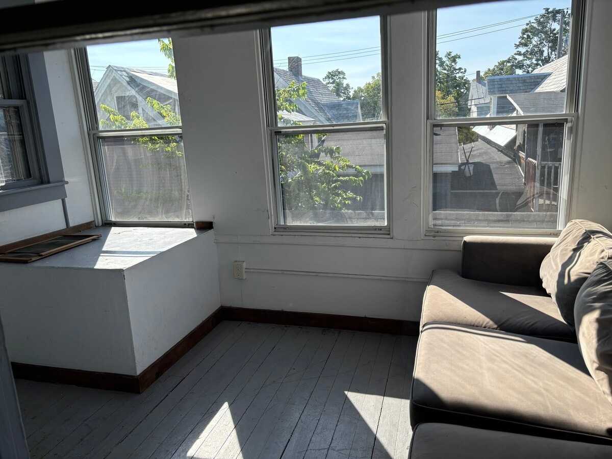 11 Grant St #2 - Photo 3 of 8