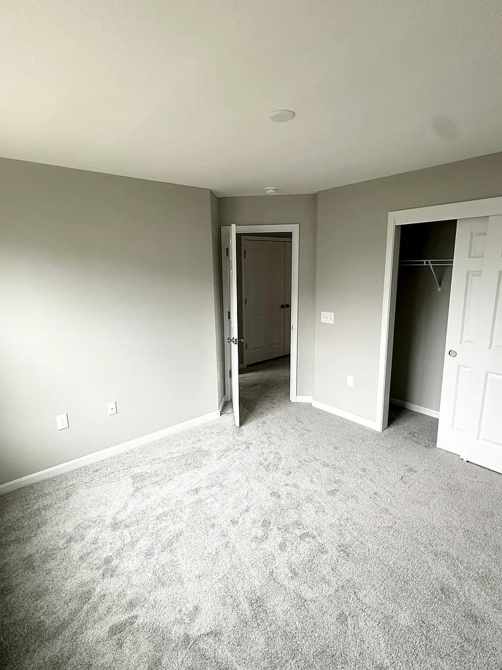 5012 Pebble Ct #5012 - Photo 6 of 19