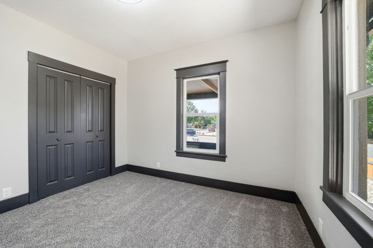 330 Jefferson St #NA - Photo 4 of 50