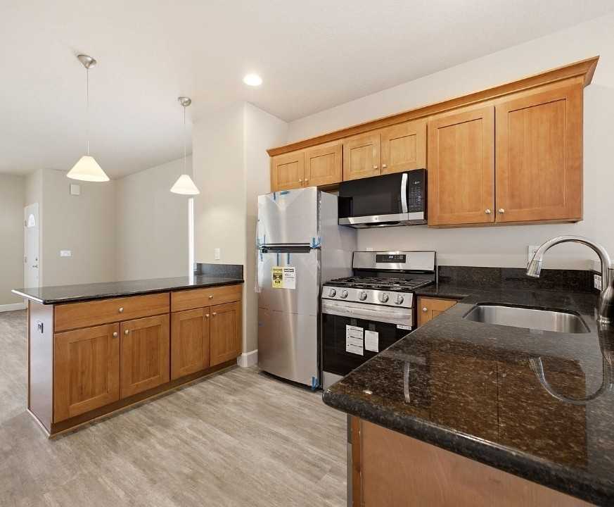 6136 Se Duke St - Photo 2 of 12
