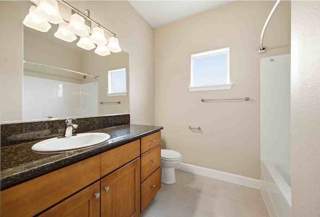 6136 Se Duke St - Photo 6 of 12