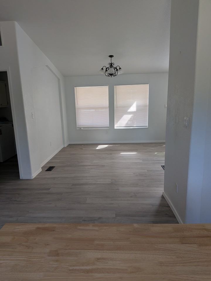 1015 La Vega Ln #NA - Photo 7 of 24