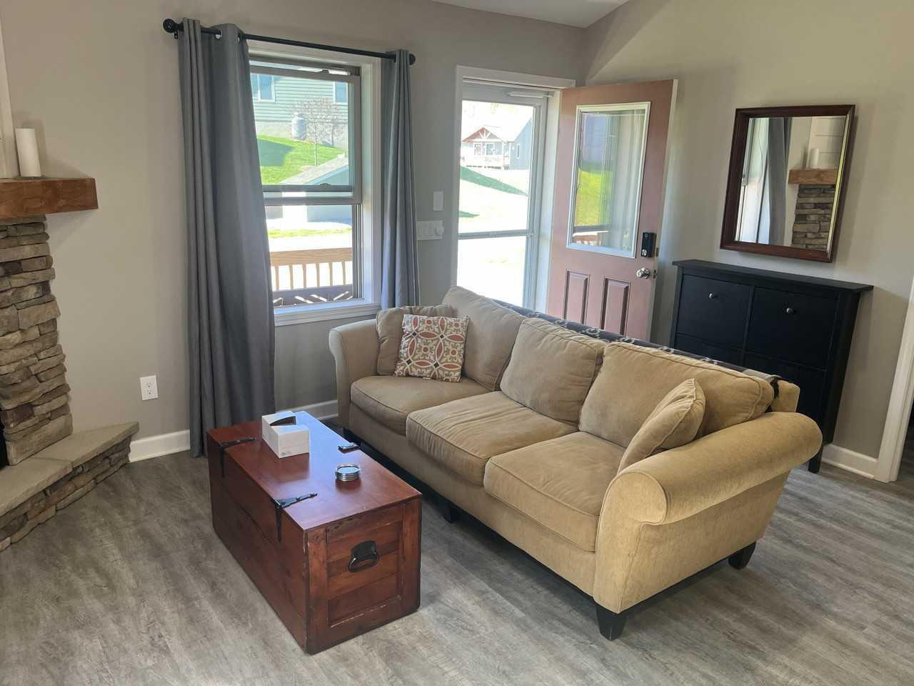 537 Townhomes Pl #NA - Photo 3 of 14