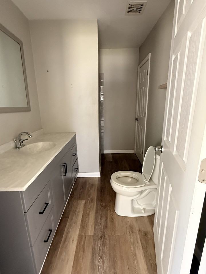 45824 Jefferson Ave #NA - Photo 2 of 3