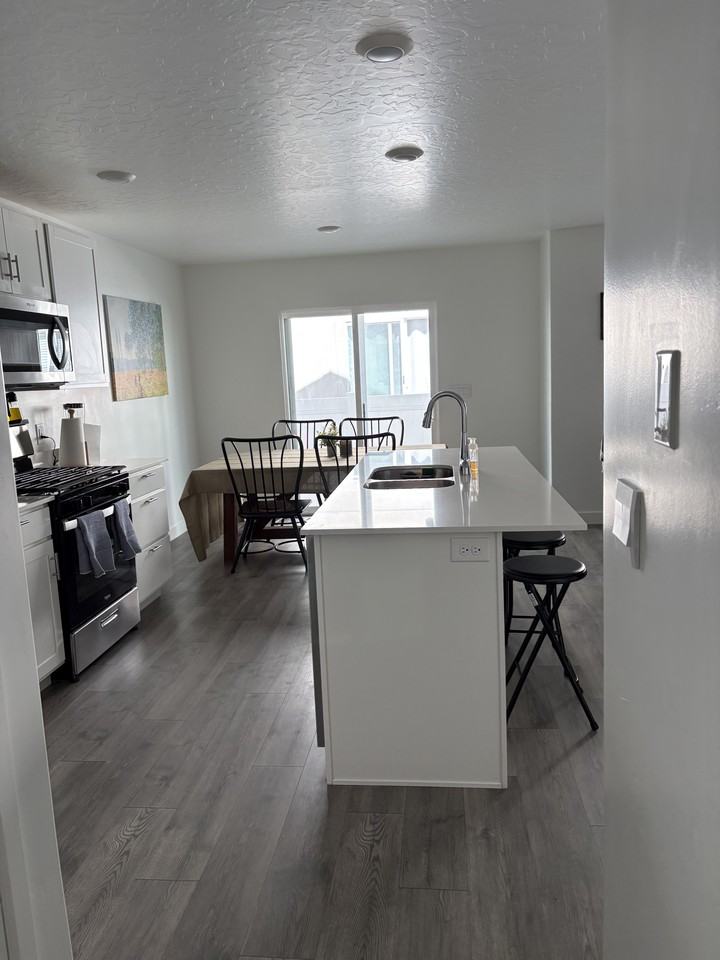 948 E Jack Dr #948 - Photo 7 of 21