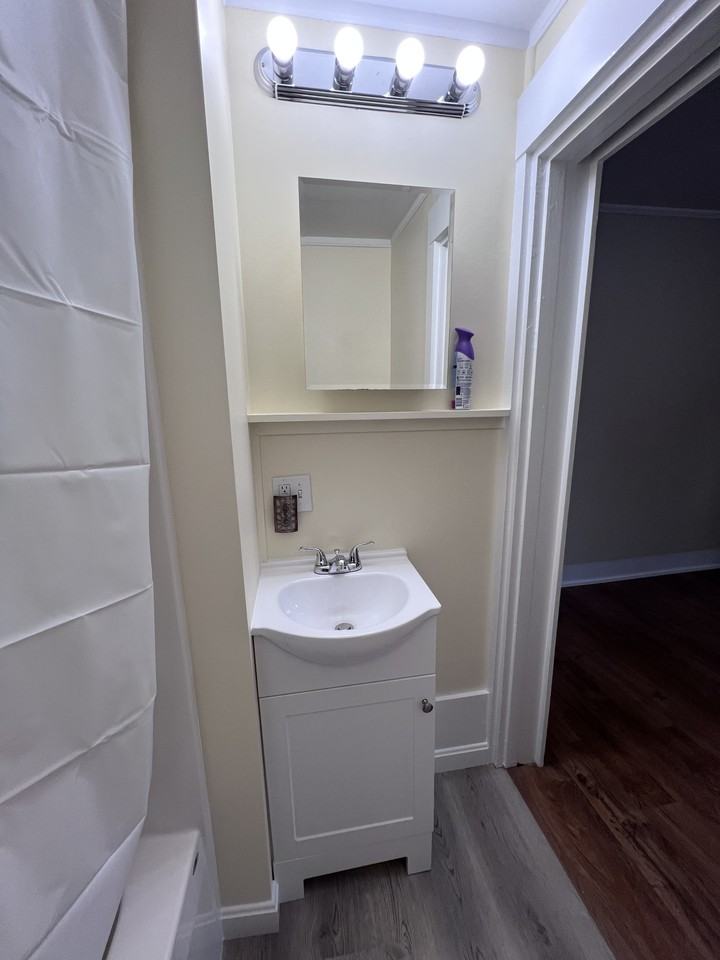 24 Closson St #24B - Photo 7 of 16