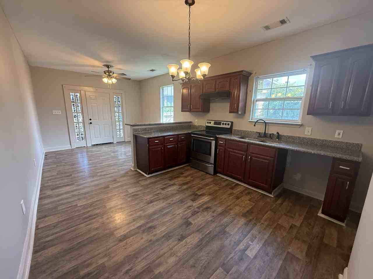 4123 Eagle St #4123 - Photo 4 of 12