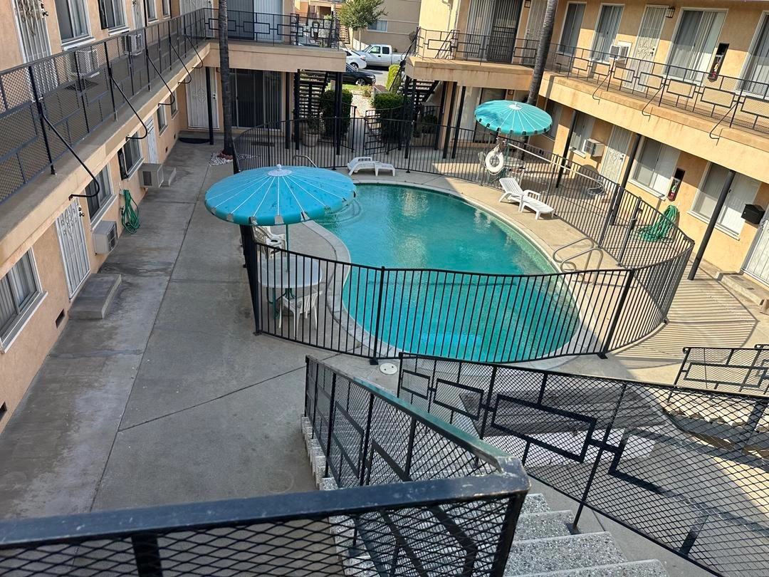 Algrove Apartments - Photo 2 of 50
