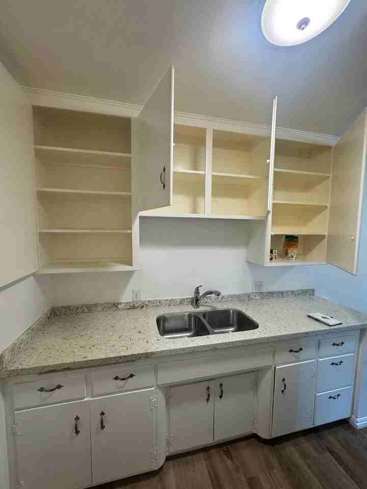 Algrove Apartments - Photo 3 of 50