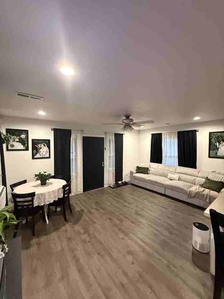 1213 S 13th Ave #NA - Photo 3 of 16