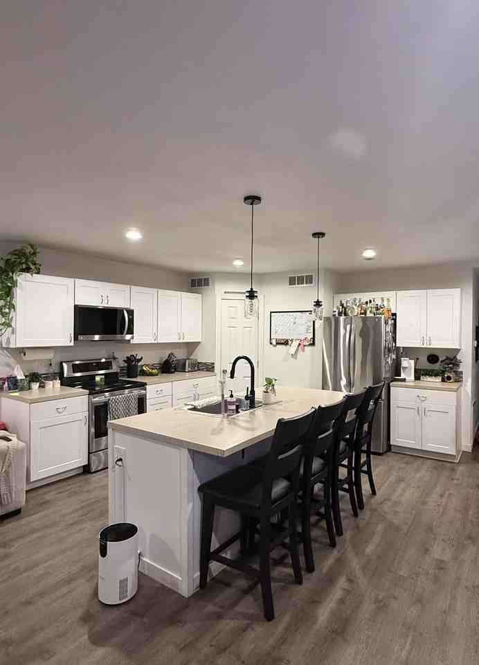 1213 S 13th Ave #NA - Photo 4 of 16
