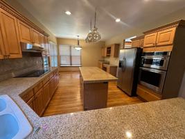 featured image of 7640 Lonergan Ct
