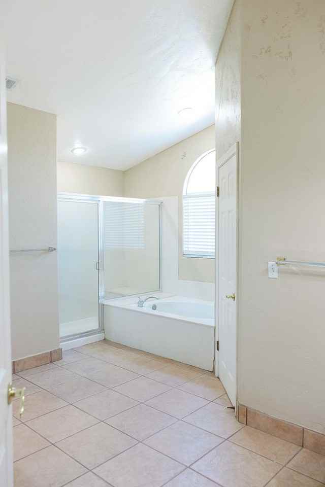 1870 Boalt Dr - Photo 5 of 22