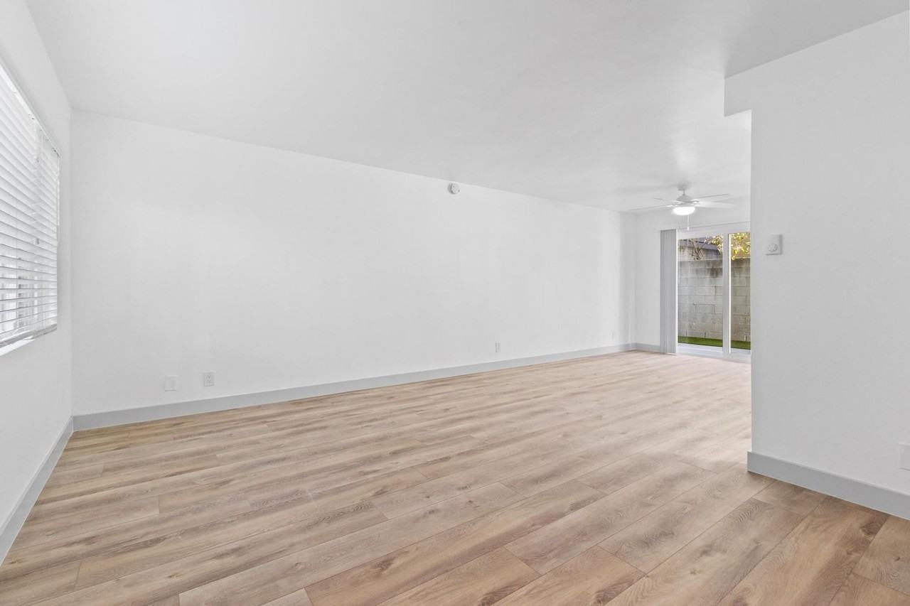 1151 N Peck Ave - Photo 7 of 30