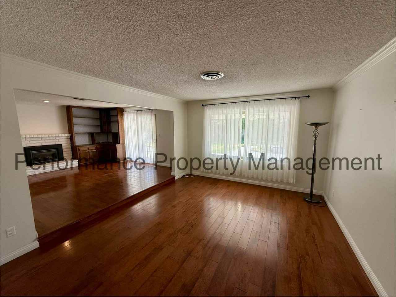 2508 Prestwick Ct - Photo 3 of 20