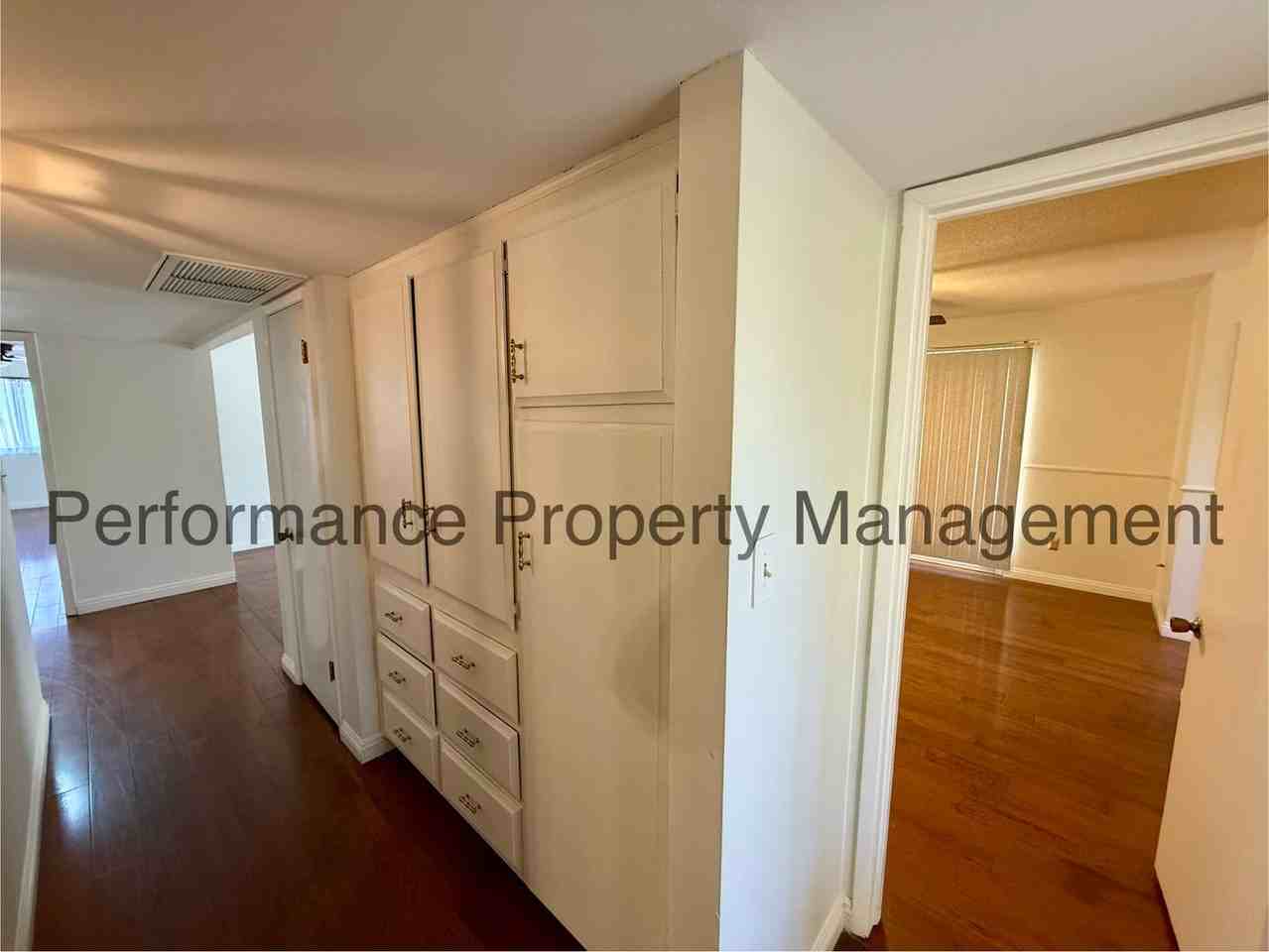 2508 Prestwick Ct - Photo 7 of 20