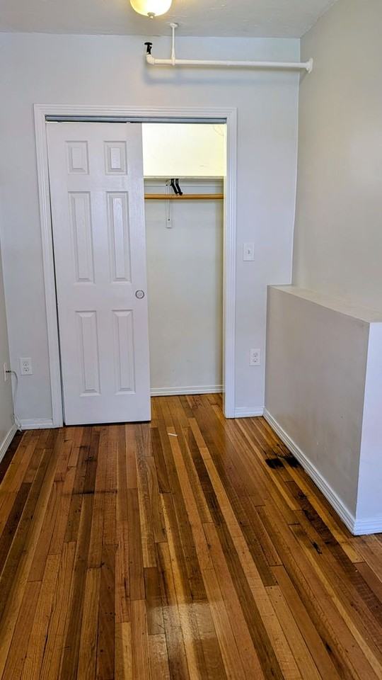 1622 Commonwealth Ave - Photo 5 of 13