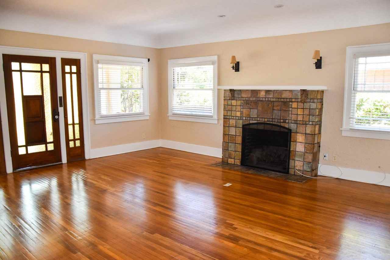 169 N Harwood St - Photo 5 of 50