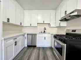 Van15352 - Photo 1 of 1