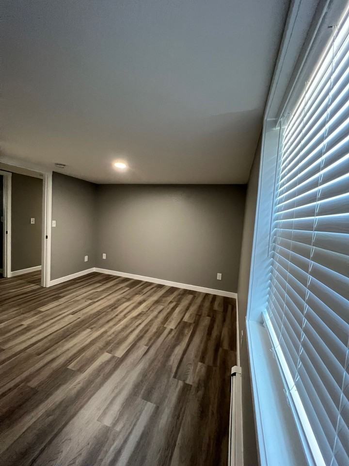 603 603 18th St.  - 603 18th St.- #B - Photo 3 of 27