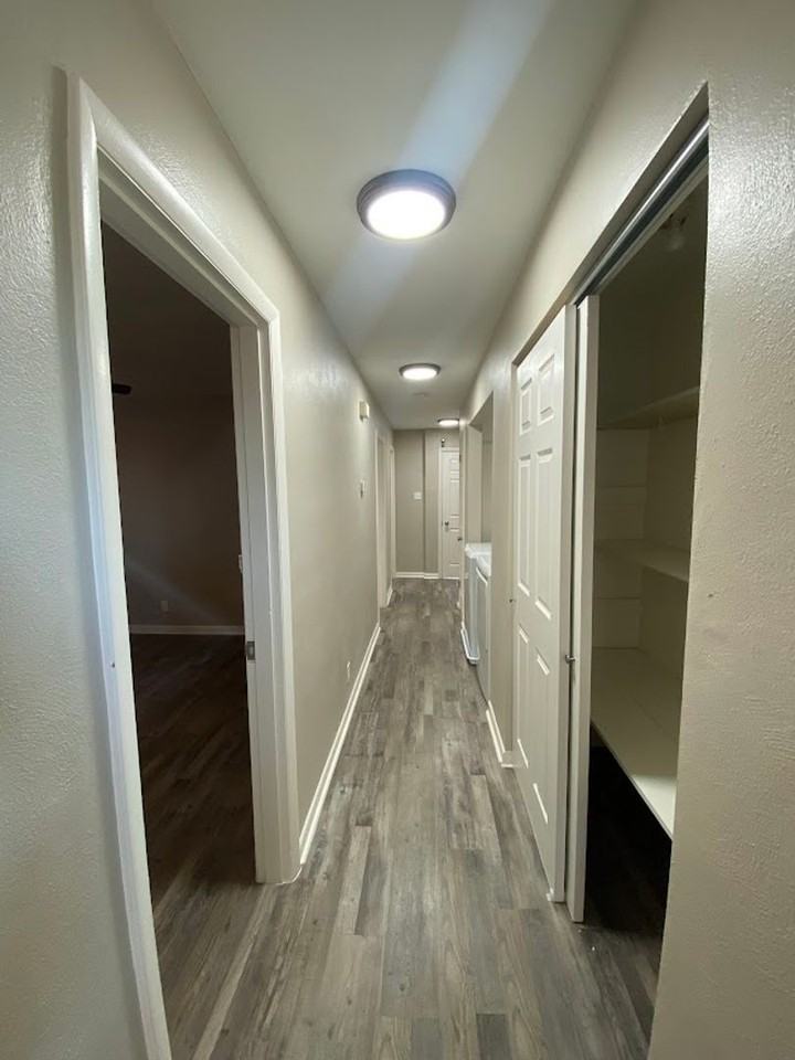 3501 Watson Rd - Photo 4 of 9