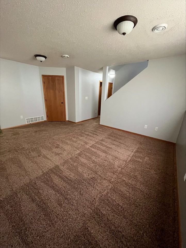 3433 15th St S - Photo 3 of 11