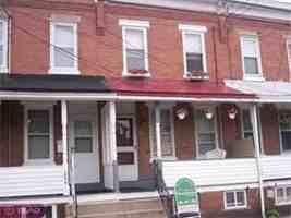 featured image of 1833 Chestnut Ave
