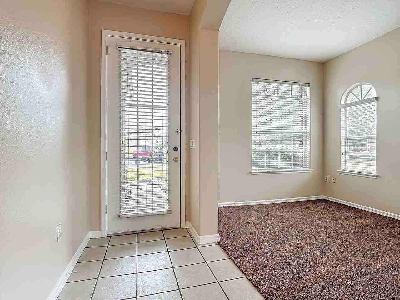 2834 Eagle Eye Ct - Photo 2 of 14
