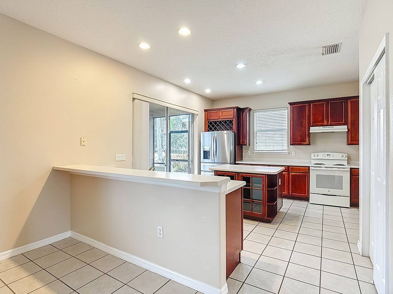 2834 Eagle Eye Ct - Photo 4 of 14