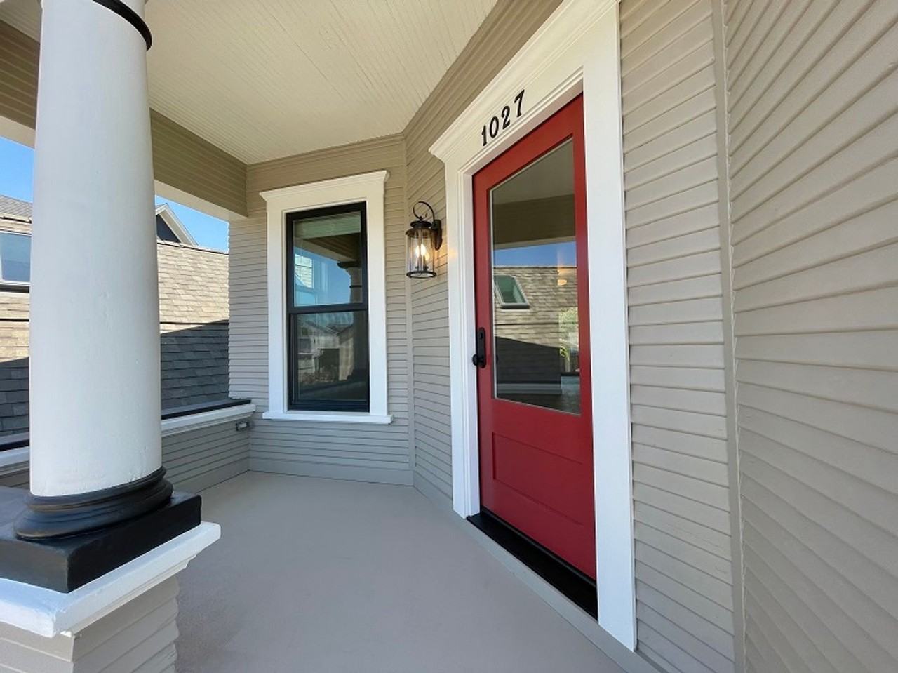 1027 Lincoln Ave - Photo 4 of 19